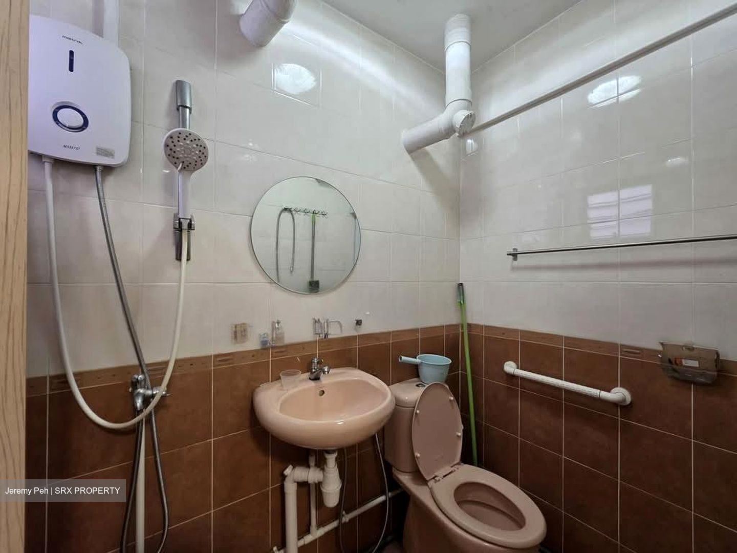 Blk 238 Gombak Gardens (Bukit Batok), HDB 3 Rooms #587602671